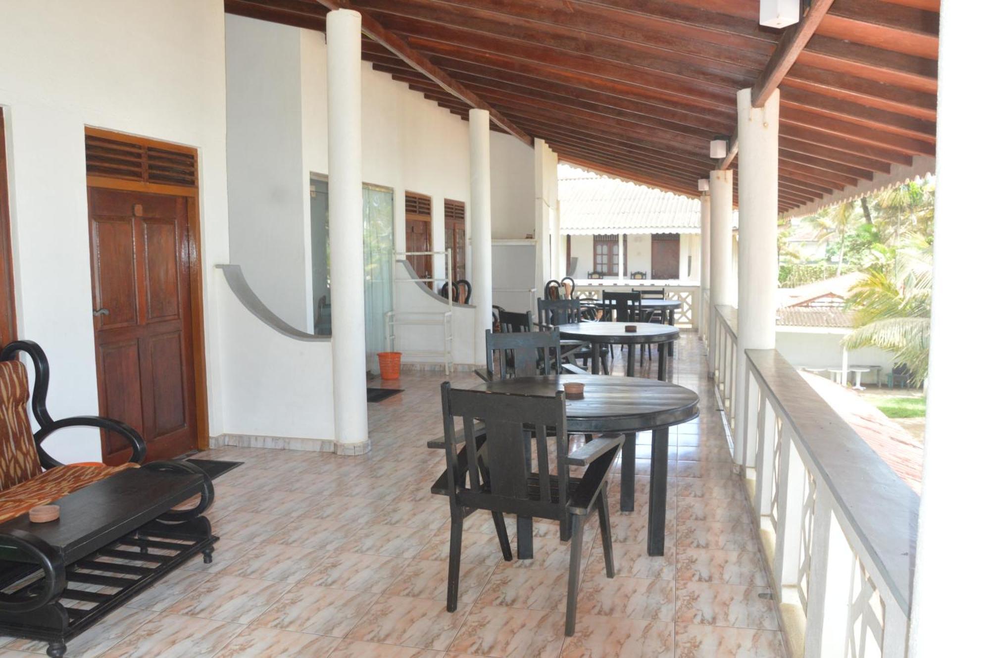 Отель Weligama Bay View Экстерьер фото