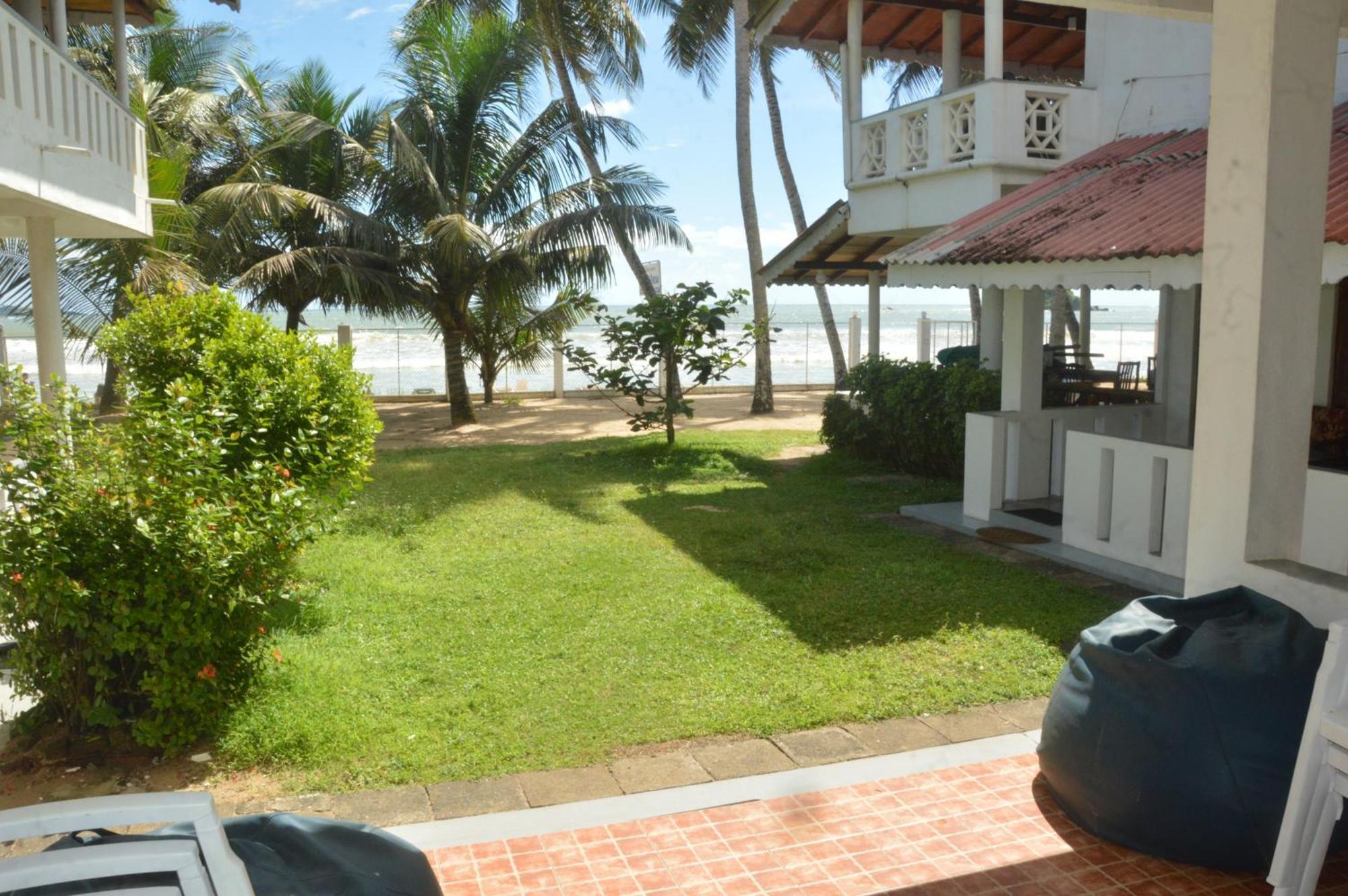 Отель Weligama Bay View Экстерьер фото