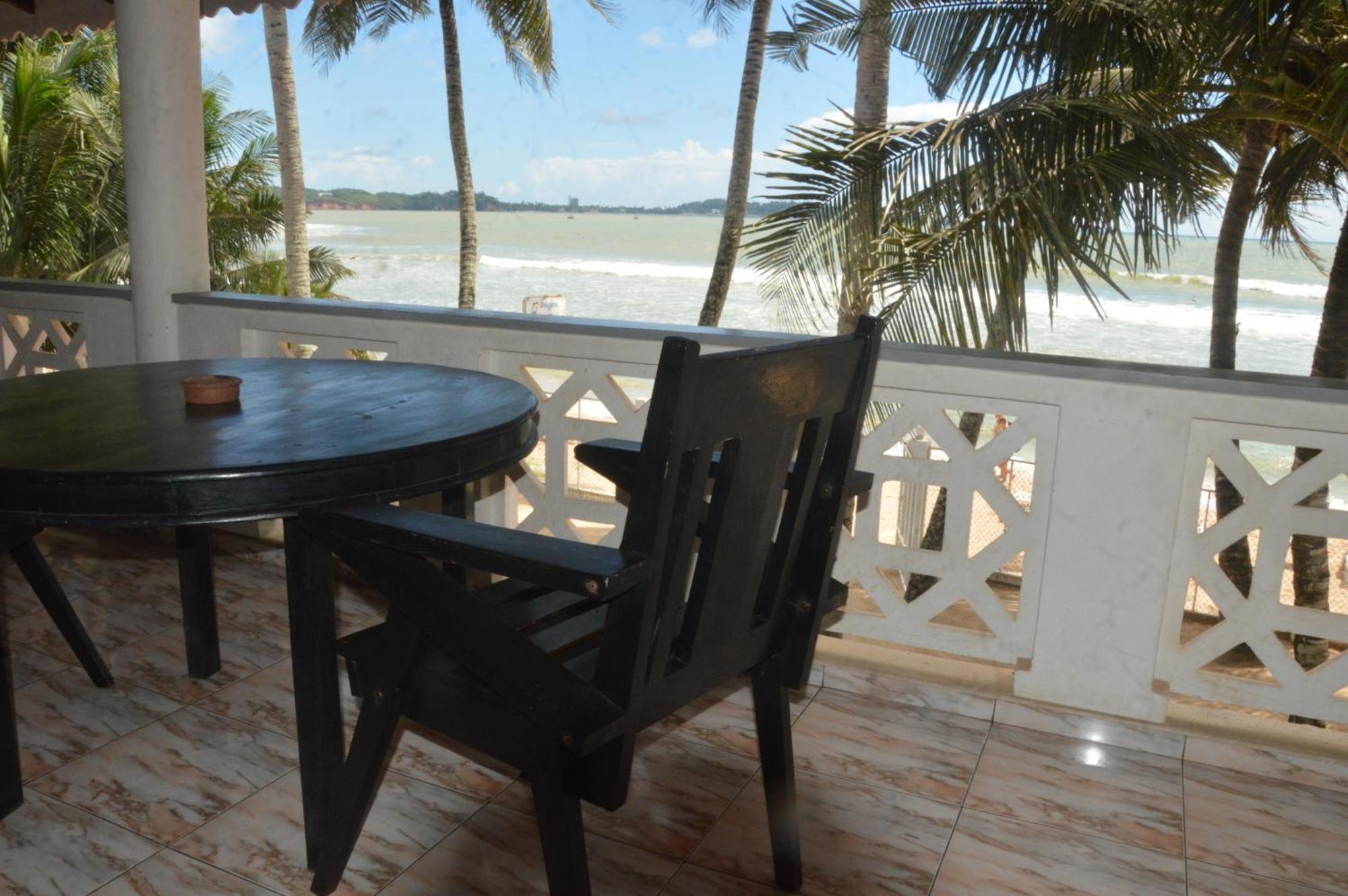 Отель Weligama Bay View Экстерьер фото